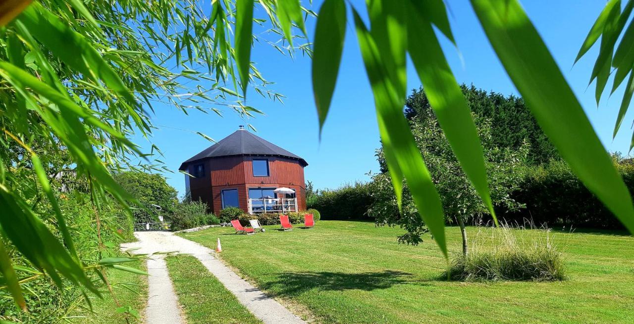 La Maison Ronde Et Ses 2 Cahutes Monthoiron Luaran gambar
