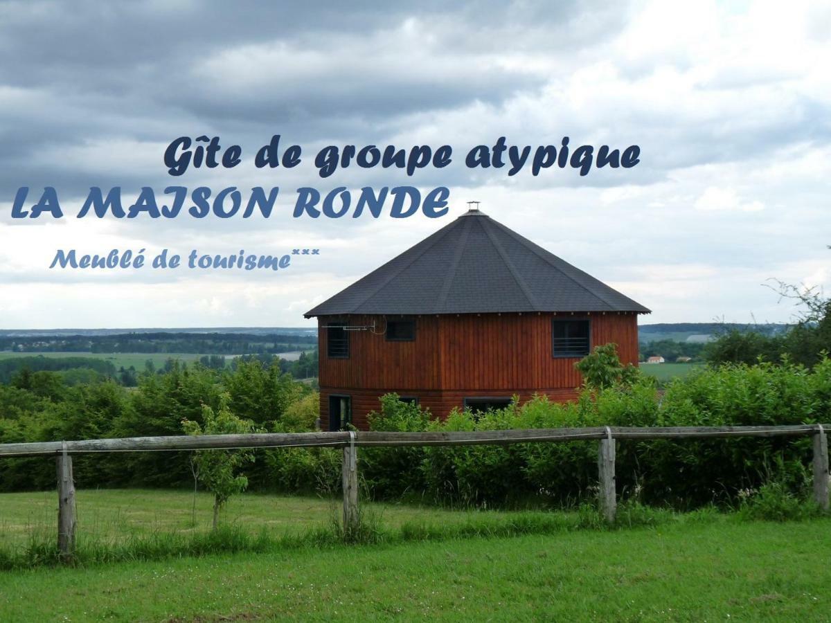 La Maison Ronde Et Ses 2 Cahutes Monthoiron Luaran gambar