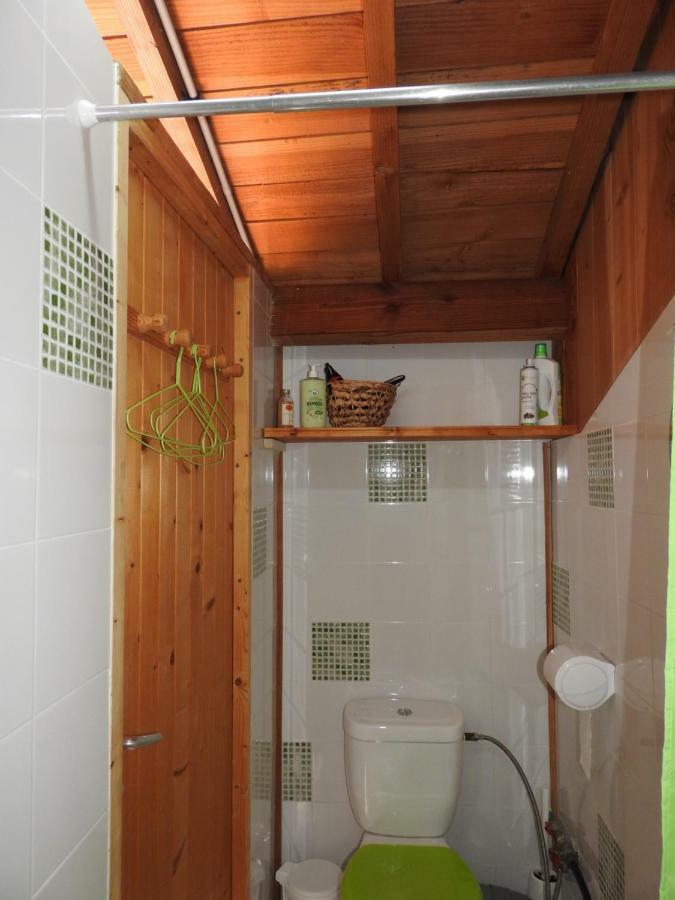 La Maison Ronde Et Ses 2 Cahutes Monthoiron Luaran gambar