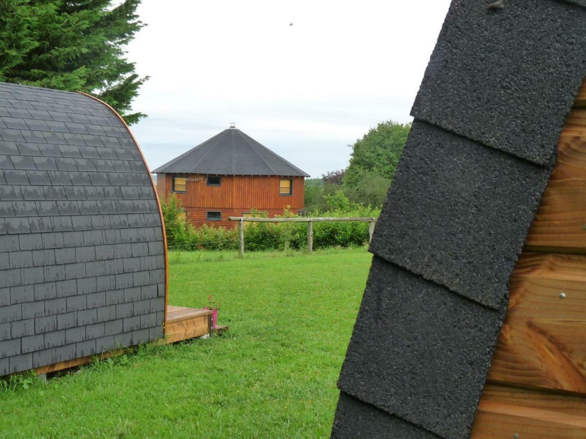 La Maison Ronde Et Ses 2 Cahutes Monthoiron Luaran gambar